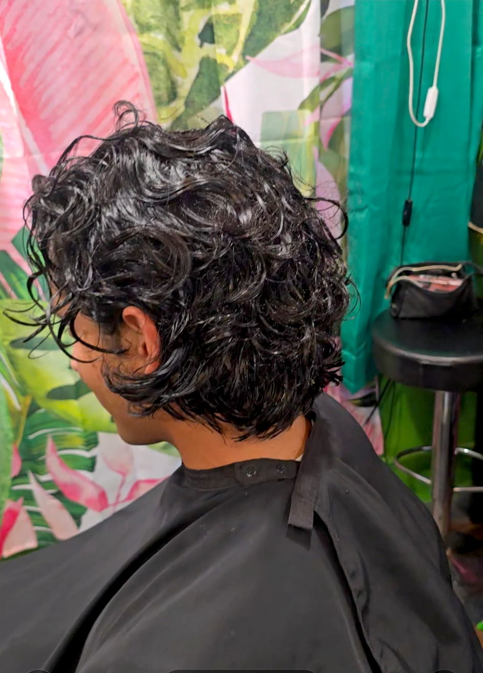 Curly hair consultation for and for men too